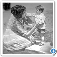 madre con hijo boceto inacabado dibujo